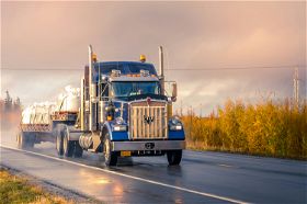 Revving Up: Unveiling the Top 10 Industry-Specific Facebook Groups for Trucking Enthusiasts in 2024