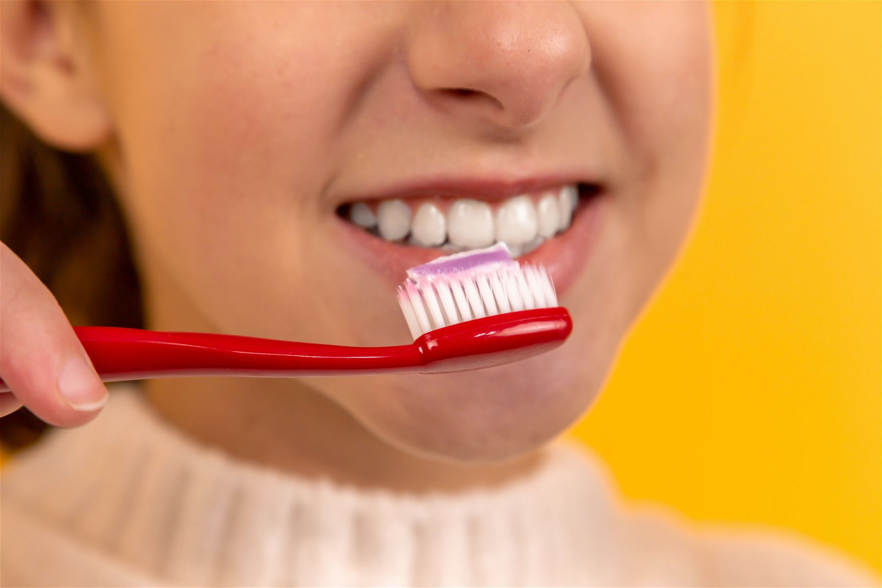 The Teeth Cleaning Revolution: Exploring the Surging Trend of DIY Teeth Cleaning at Home