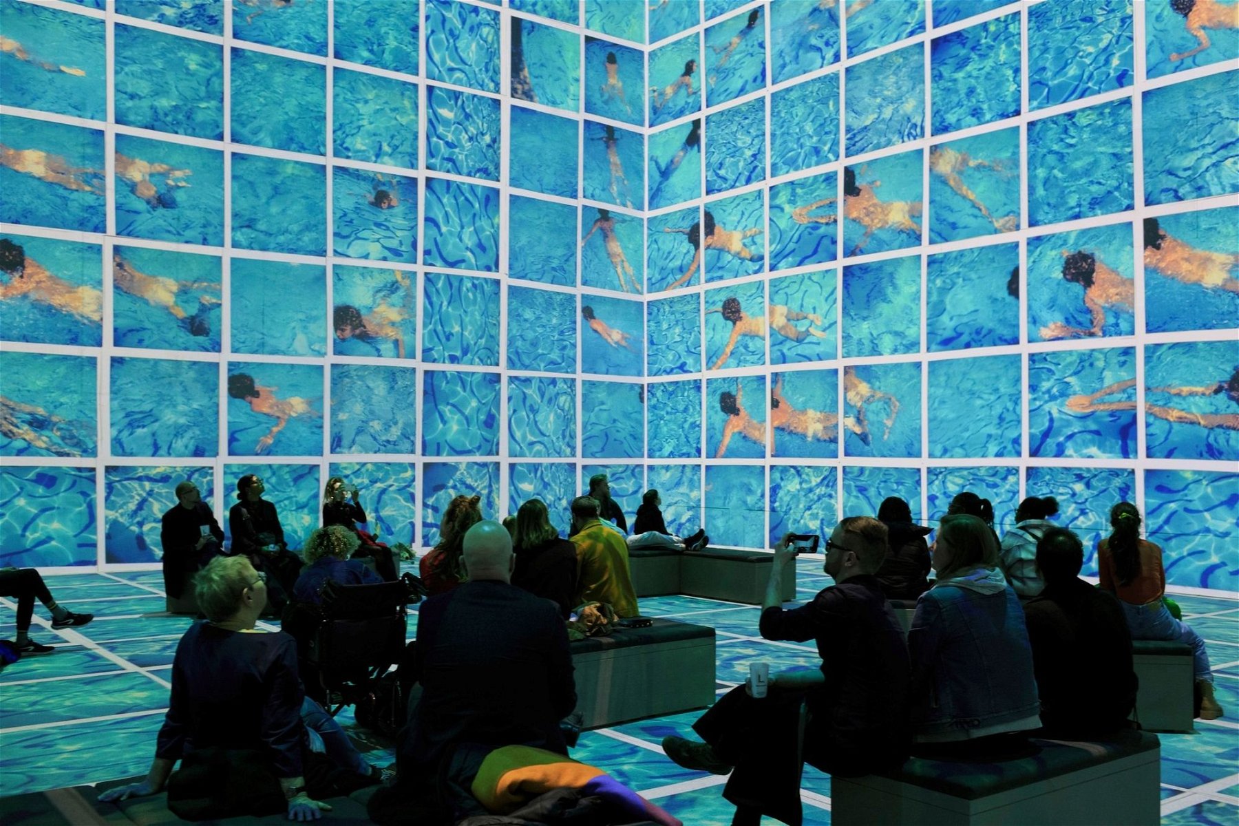 Immersive Art: Exploring the Appeal of Interactive Exhibitions