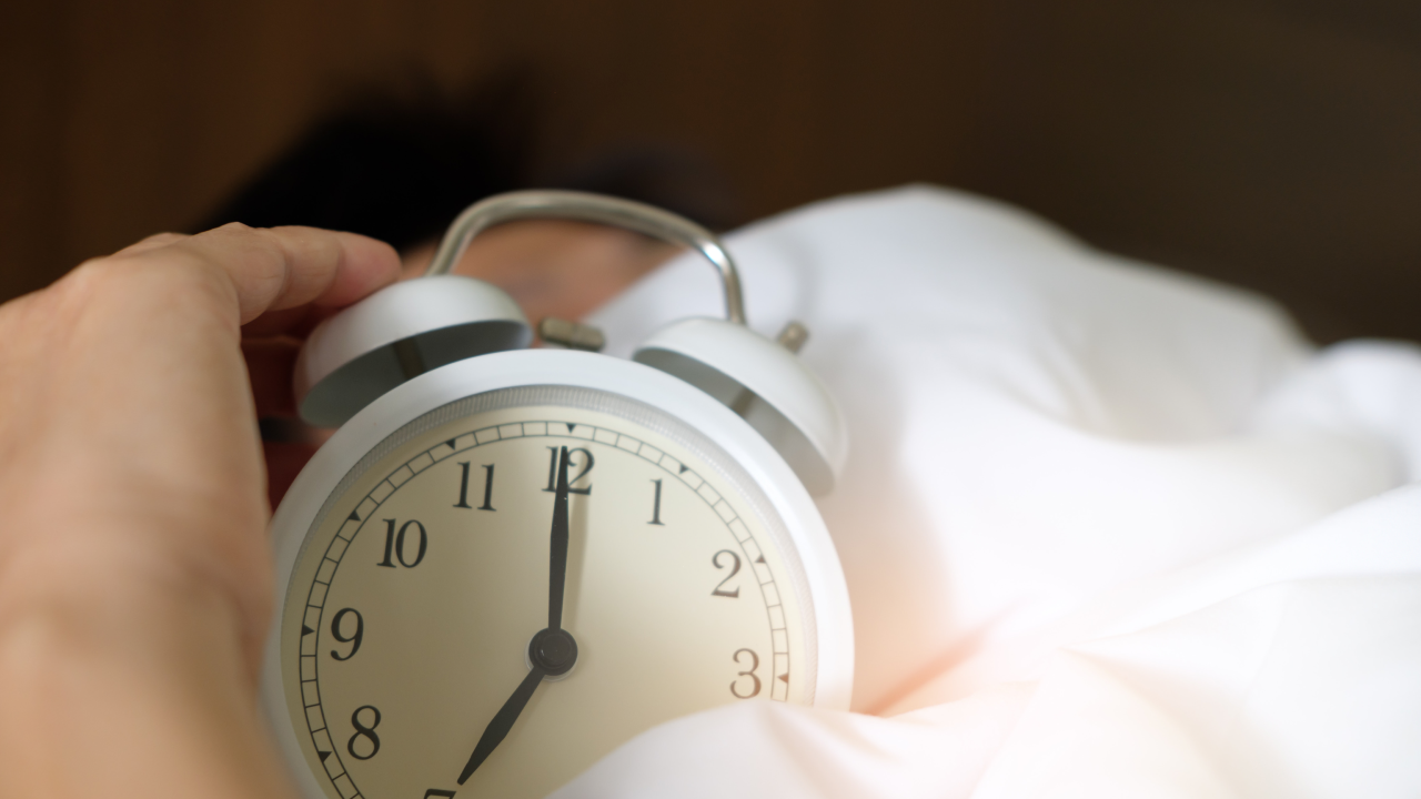 Digital Detox: Buy an traditional alarm clock