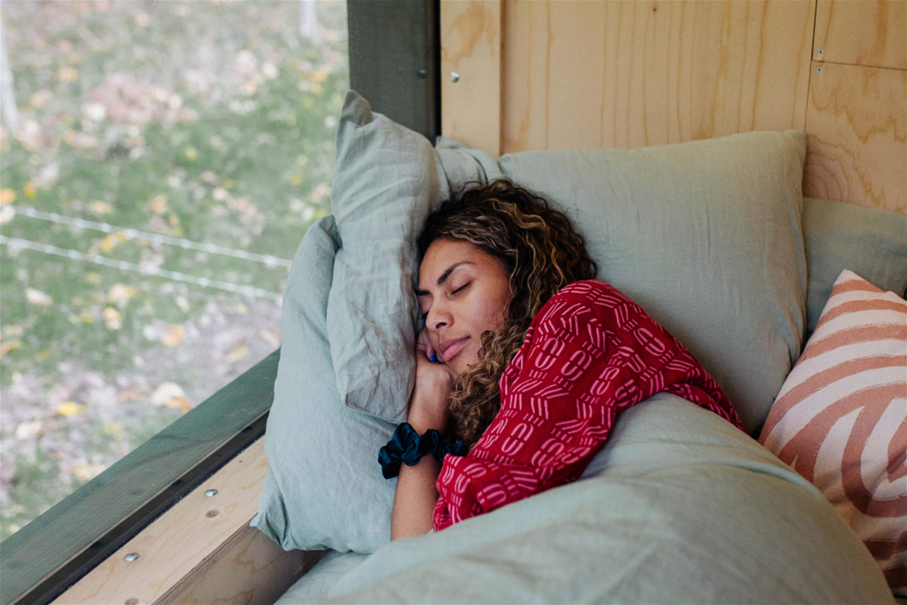 What is sleep syncing? And how can you build it into your daily routine?