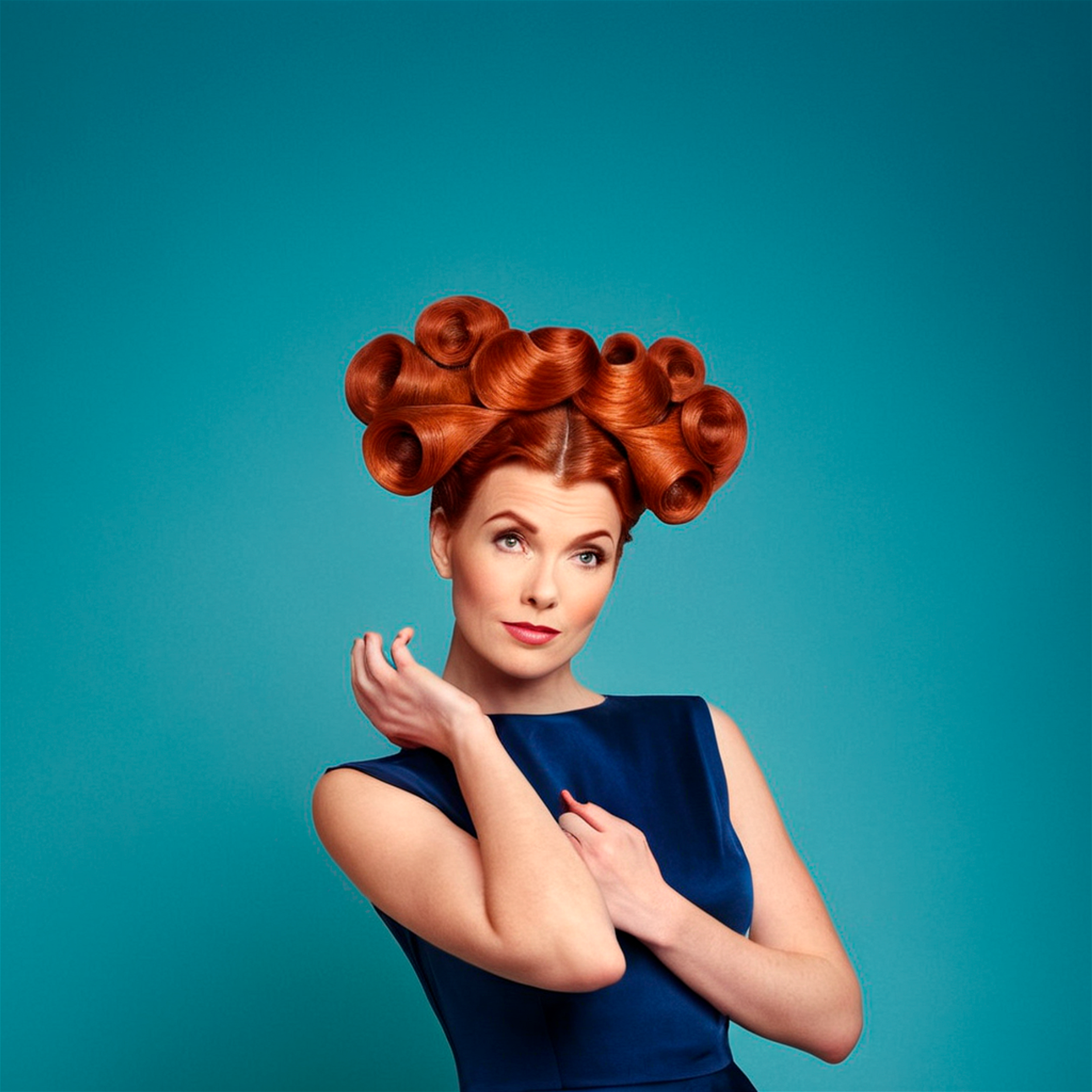 Crazy vintage hairstyle, redhead