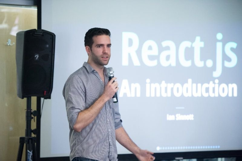 Ian Speaking at Real World React Meetup